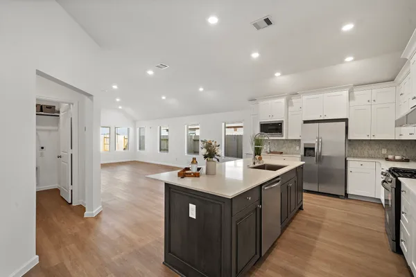 $2,600 | 4823 Shimmer Drive, Katy, TX 77493