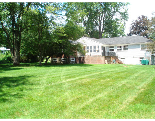 143 Fieldstone Road Westwood, MA 02090 - Photo 9 of 9 Gallery Image 9