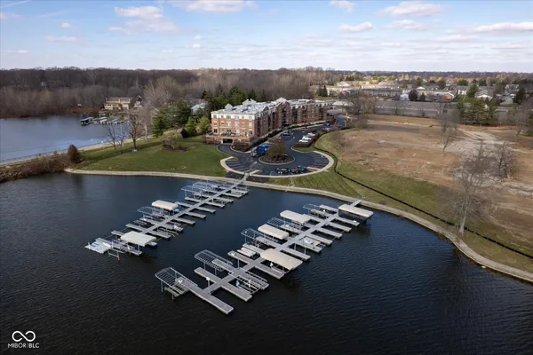 $314,900 | 20971 Shoreline Court, Unit 214, Noblesville, IN 46062