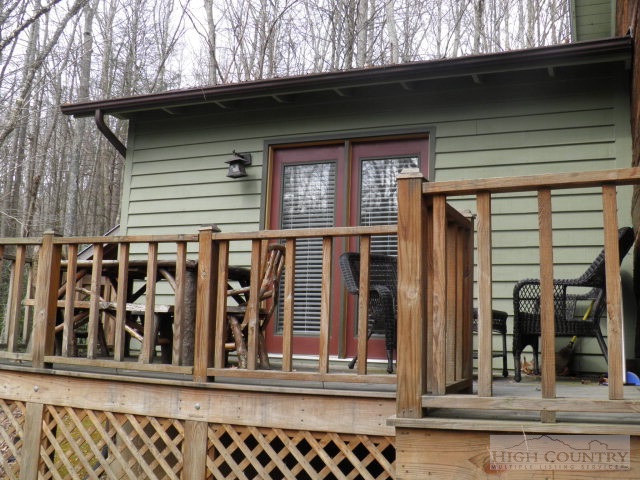 281 Little Creekside Road Banner Elk, NC 28604 - Photo 2 of 21 Gallery Image 2