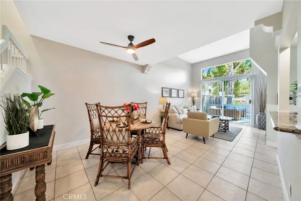 $929,900 | 160 Vía Lampara, Rancho Santa Margarita, CA 92688