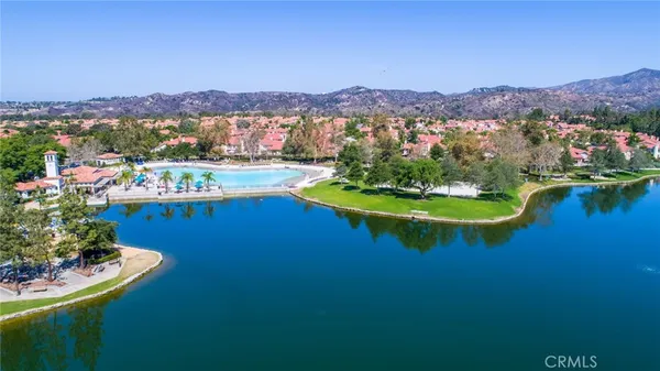 $929,900 | 160 Vía Lampara, Rancho Santa Margarita, CA 92688