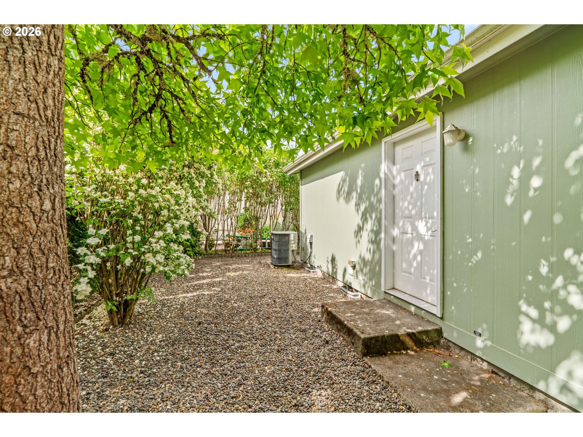 1199 North Terry Street, Unit 252 Eugene, OR 97402 - Photo 17 of 26