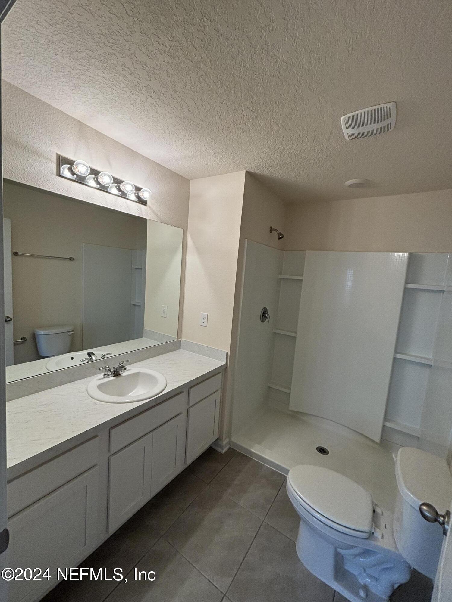 492 Running Woods Street Orange Park, FL 32065 - Photo 11 of 17 Bathroom1-walk-in shower