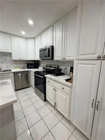 $300,000 | 2706-08 Acron Street, Kenner, LA 70062