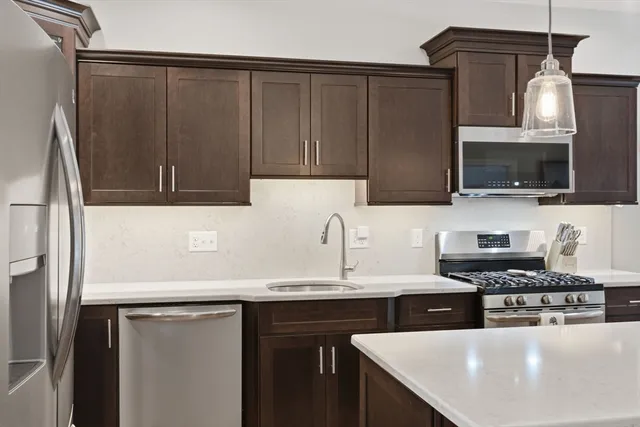 $739,900 | 18 Jaclyn's Way, Unit 18, North Billerica, MA 01862