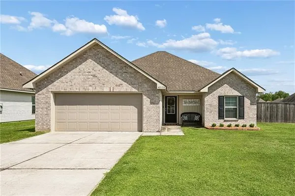 $225,000 | 42174 Dothan Place, Ponchatoula, LA 70454