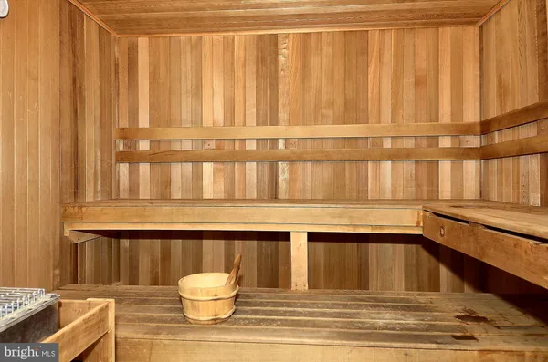 $2,050 | 2230 George C Marshall Drive, Unit 1226, Falls Church, VA 22043