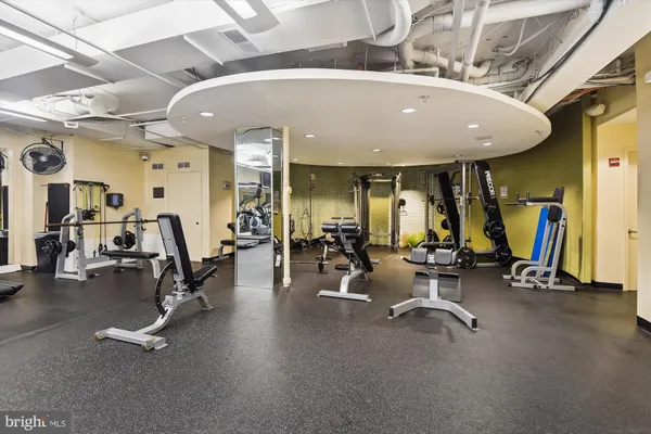 $2,050 | 2230 George C Marshall Drive, Unit 1226, Falls Church, VA 22043