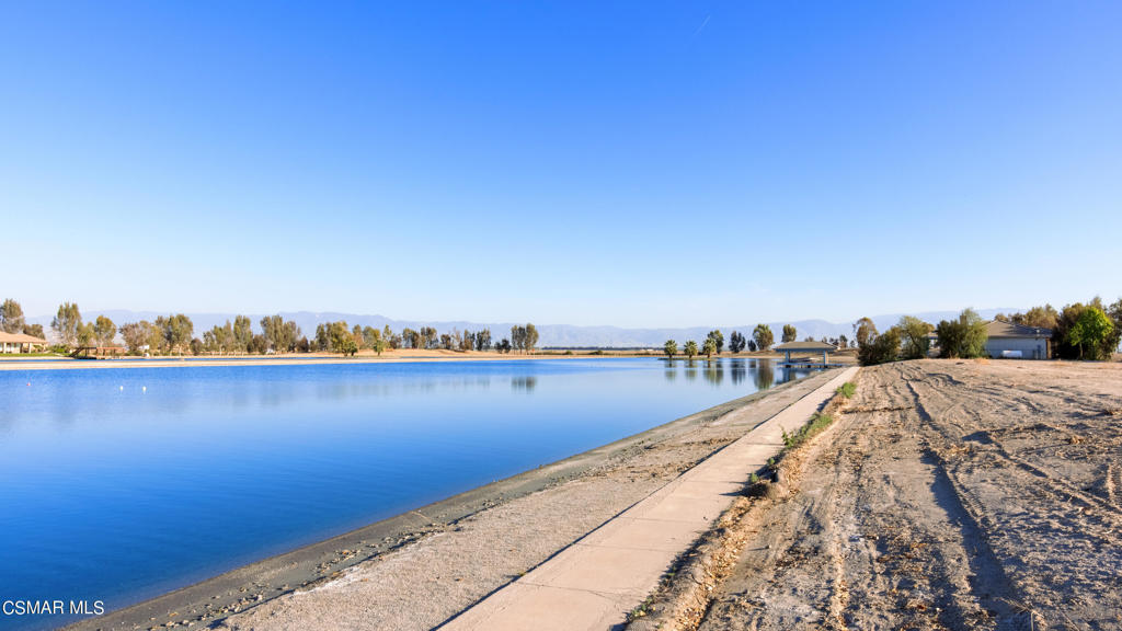 4600 Emerald Bay Drive Arvin, CA 93203 - Photo 5 of 11