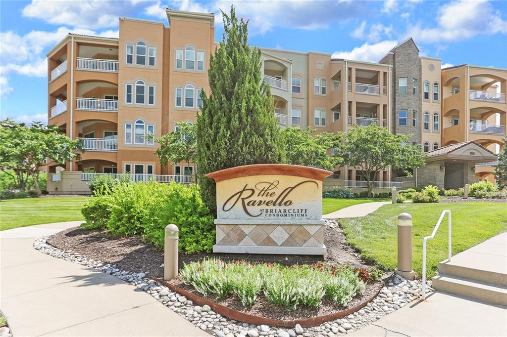 3810 North Mulberry Dr Unit 207  