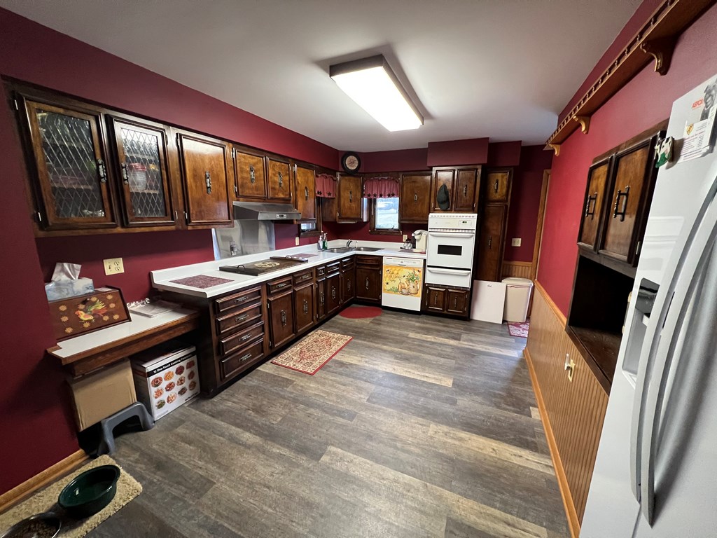 205 East State Road Seneca, PA 16346 - Photo 3 of 25 Gallery Image 3