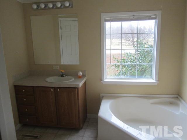 3521 Thomas Road Henderson, NC 27537 - Photo 14 of 22 Gallery Image 14