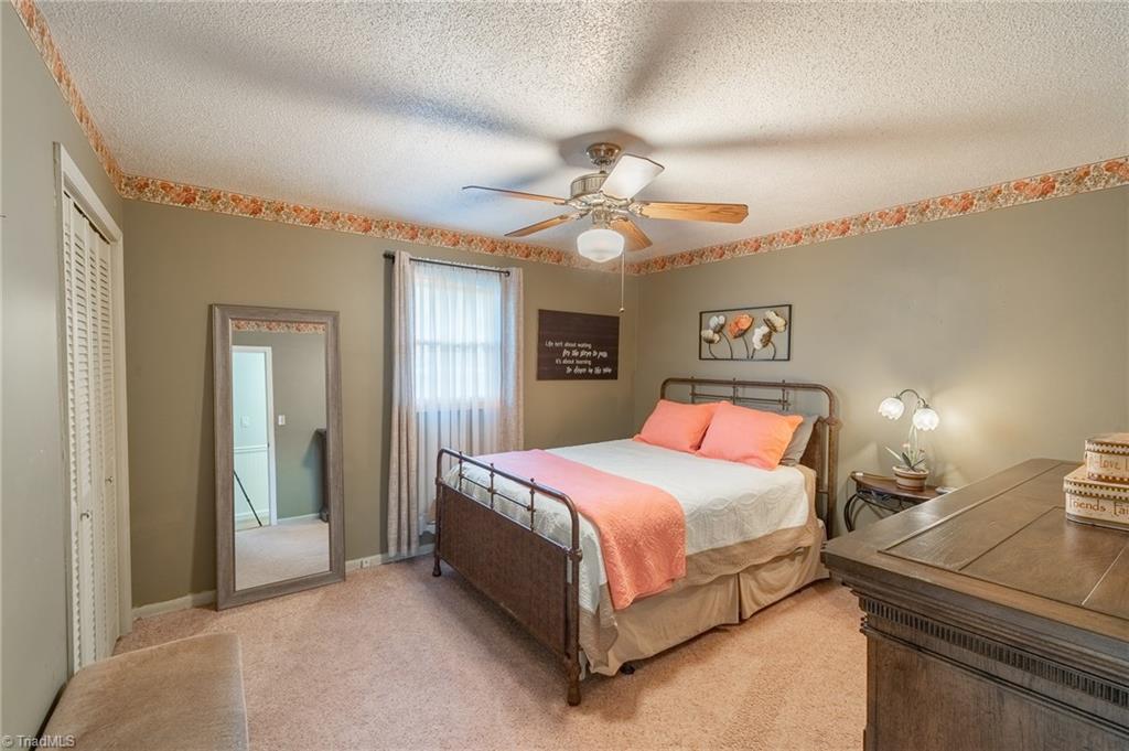 395 Lee Road Thomasville, NC 27360 - Photo 16 of 25 Gallery Image 16