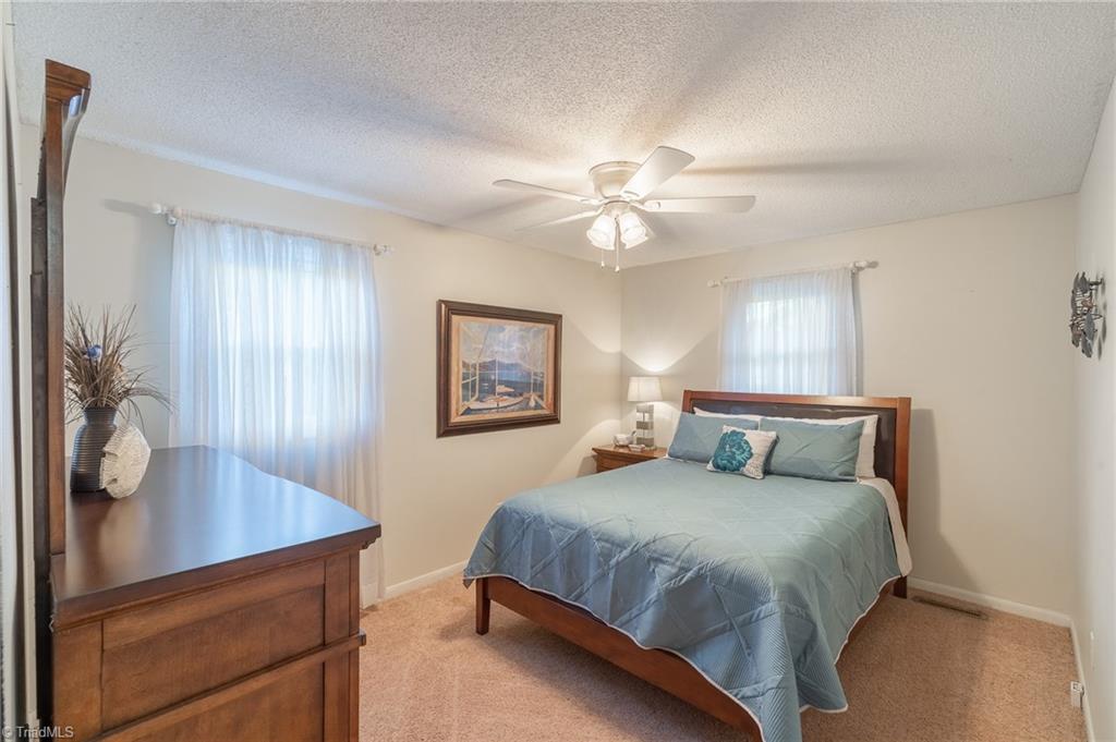 395 Lee Road Thomasville, NC 27360 - Photo 18 of 25 Gallery Image 18