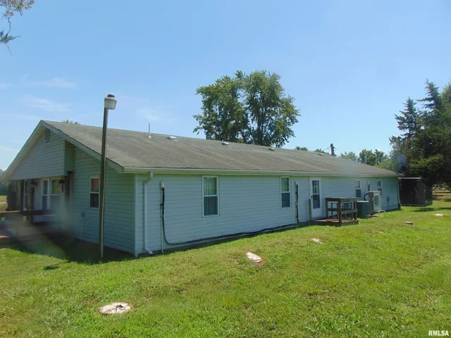 $90,000 | 42 South Main Street, Raleigh, IL 62977