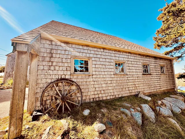 $689,000 | 90 Johnson Cove Road, Roque Bluffs, ME 04654