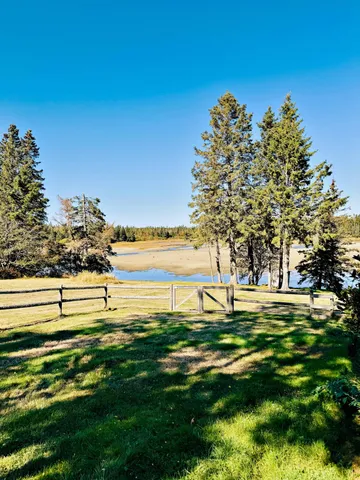 $689,000 | 90 Johnson Cove Road, Roque Bluffs, ME 04654
