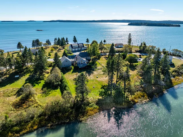 $689,000 | 90 Johnson Cove Road, Roque Bluffs, ME 04654