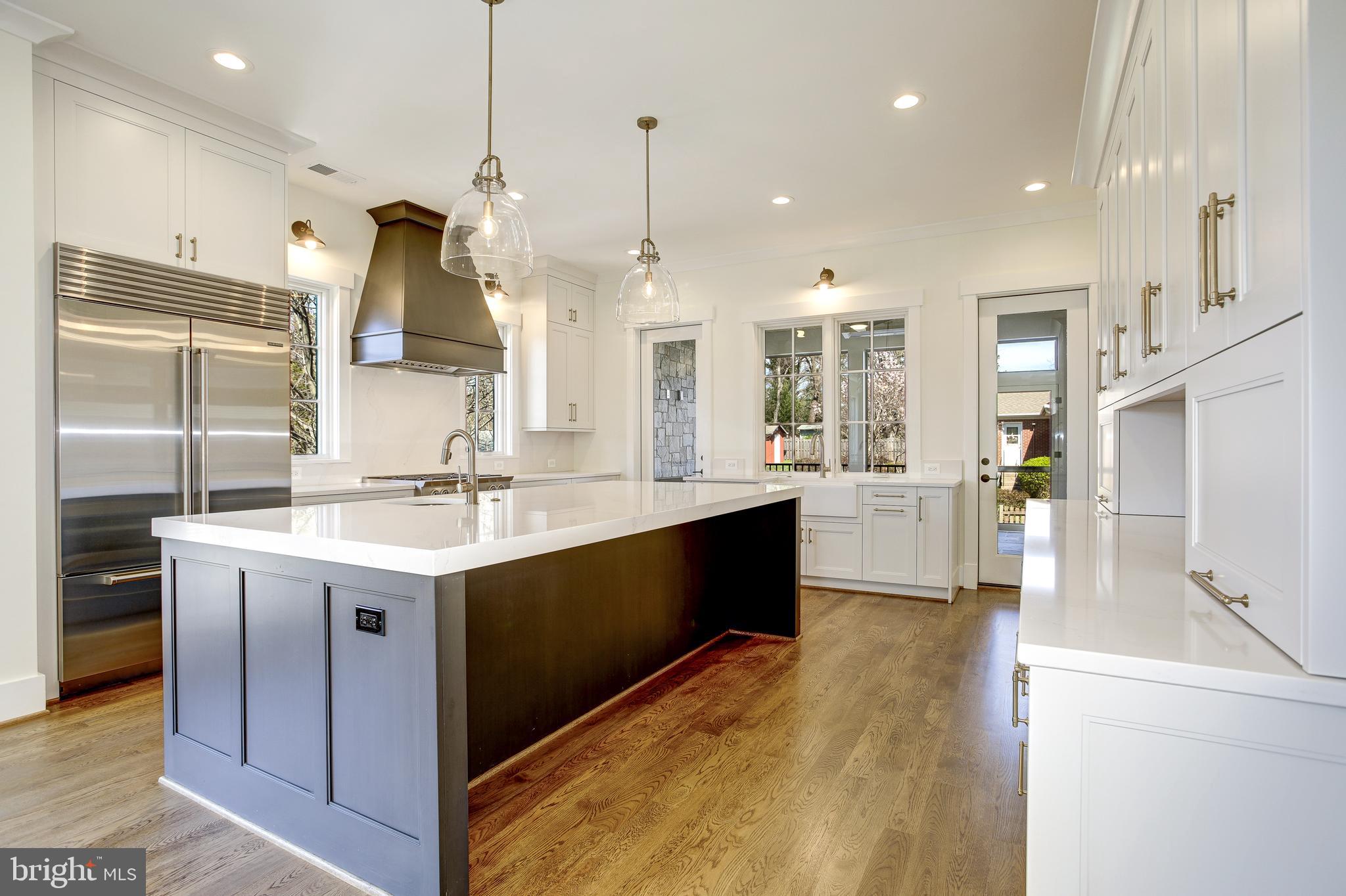 4940 Little Falls Road Arlington, VA 22207 - Photo 19 of 25