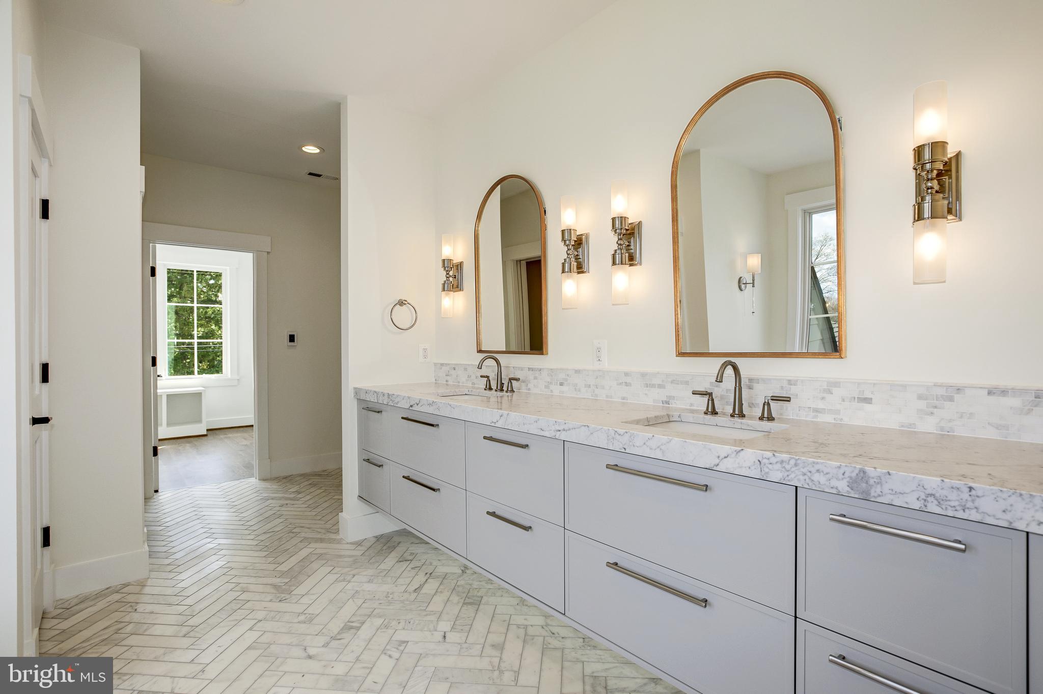 4940 Little Falls Road Arlington, VA 22207 - Photo 23 of 25