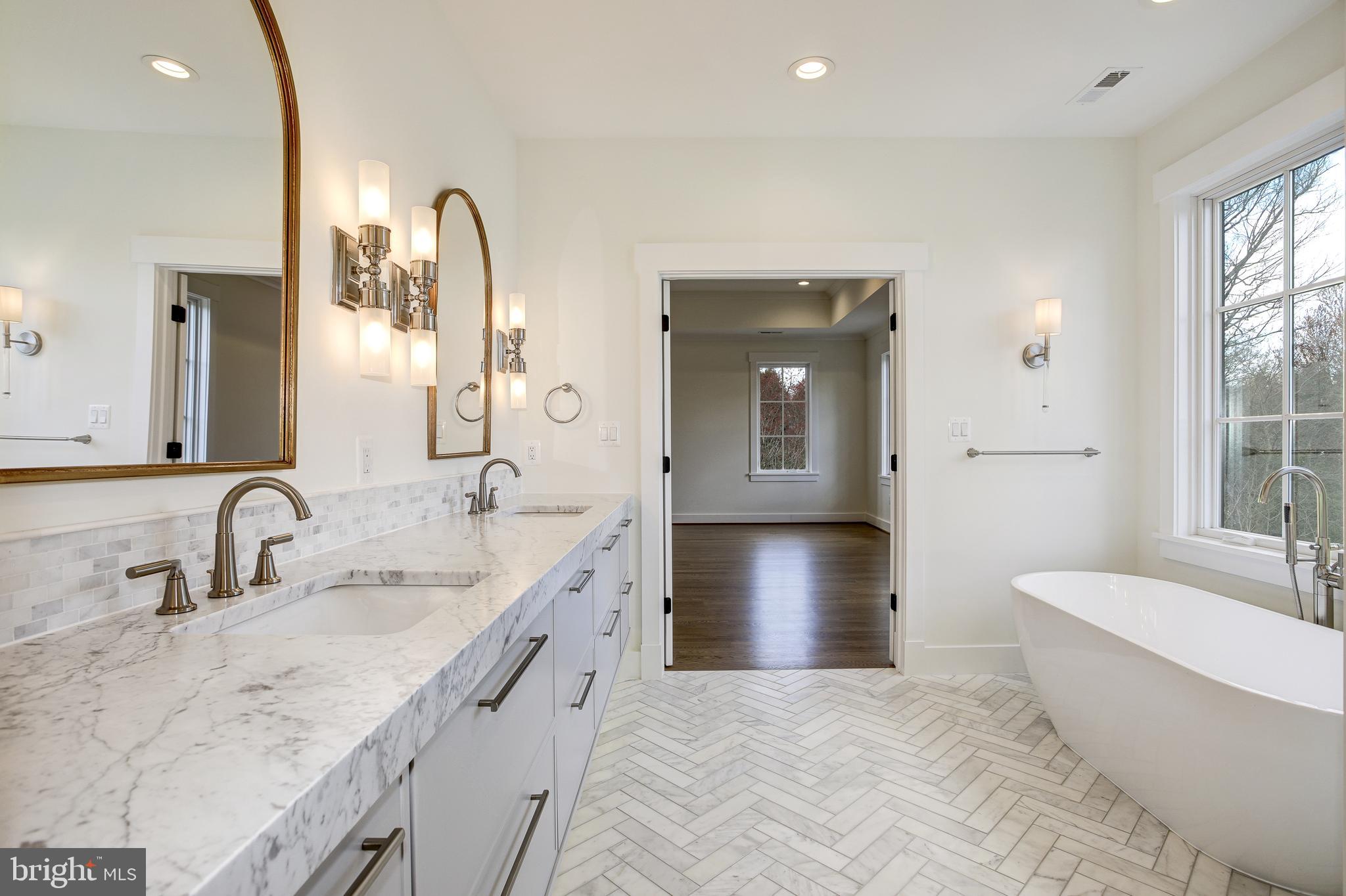 4940 Little Falls Road Arlington, VA 22207 - Photo 24 of 25