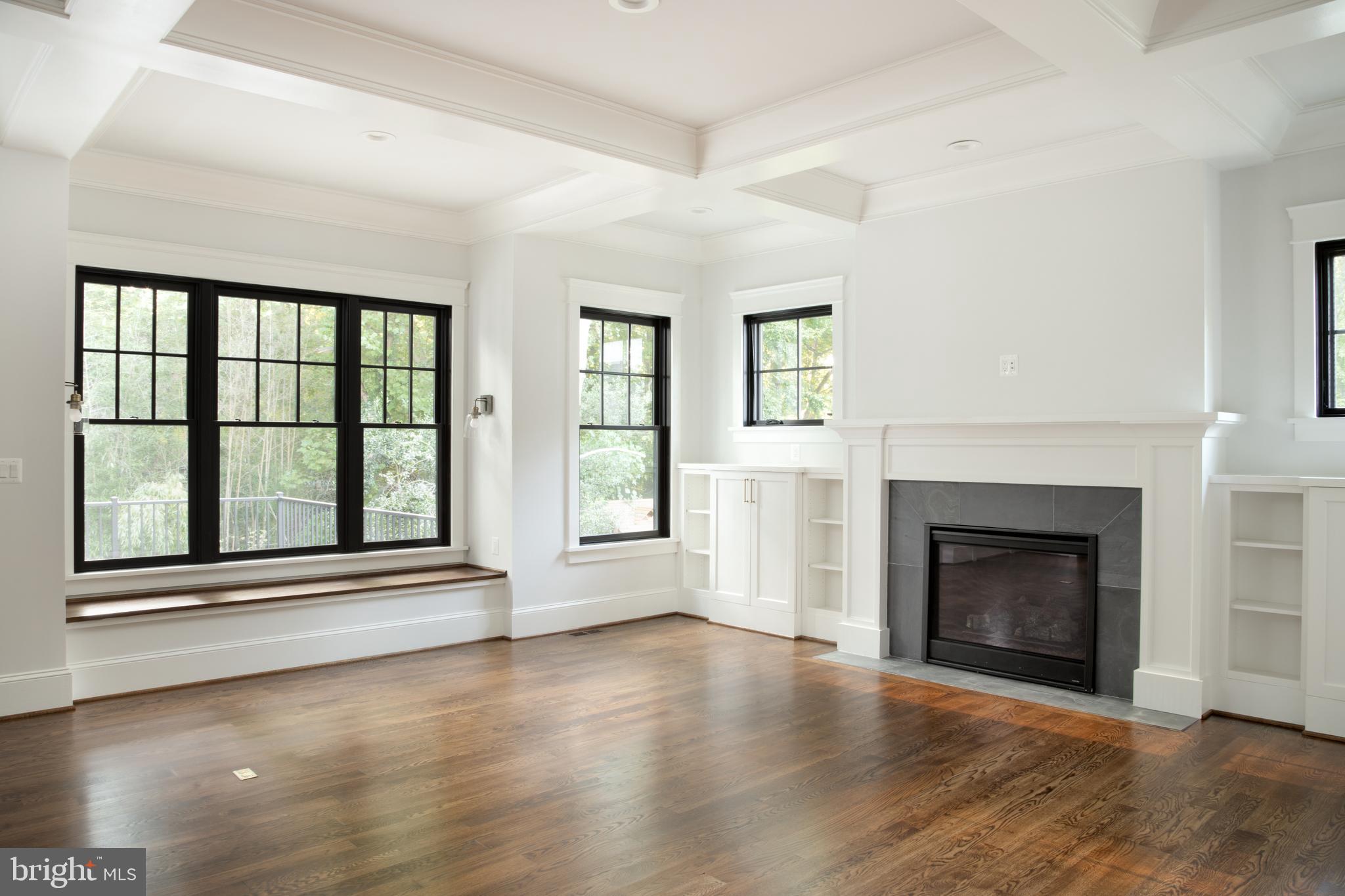 4940 Little Falls Road Arlington, VA 22207 - Photo 5 of 25