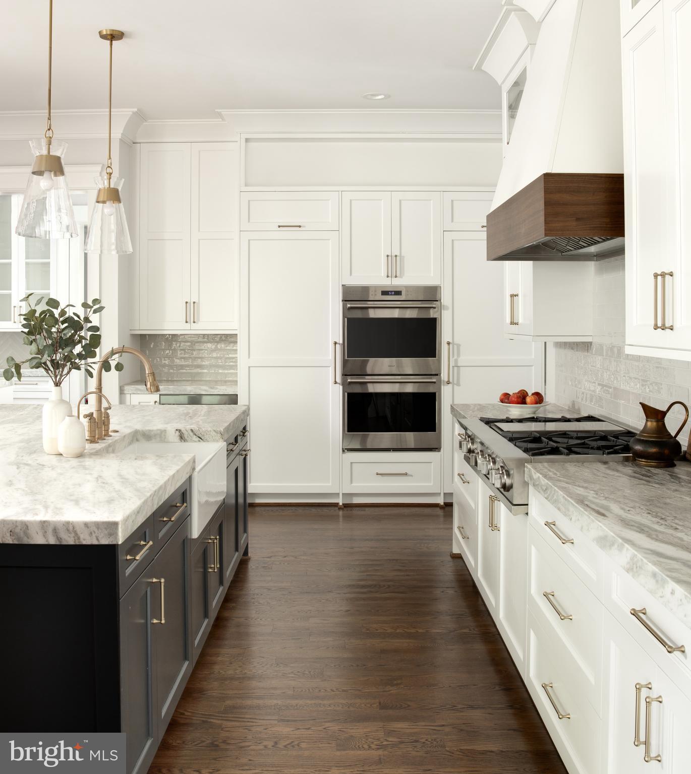 4940 Little Falls Road Arlington, VA 22207 - Photo 8 of 25