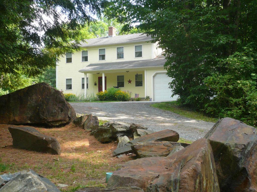94 Poplar Commons Dummerston, VT 05301 - Photo 2 of 21