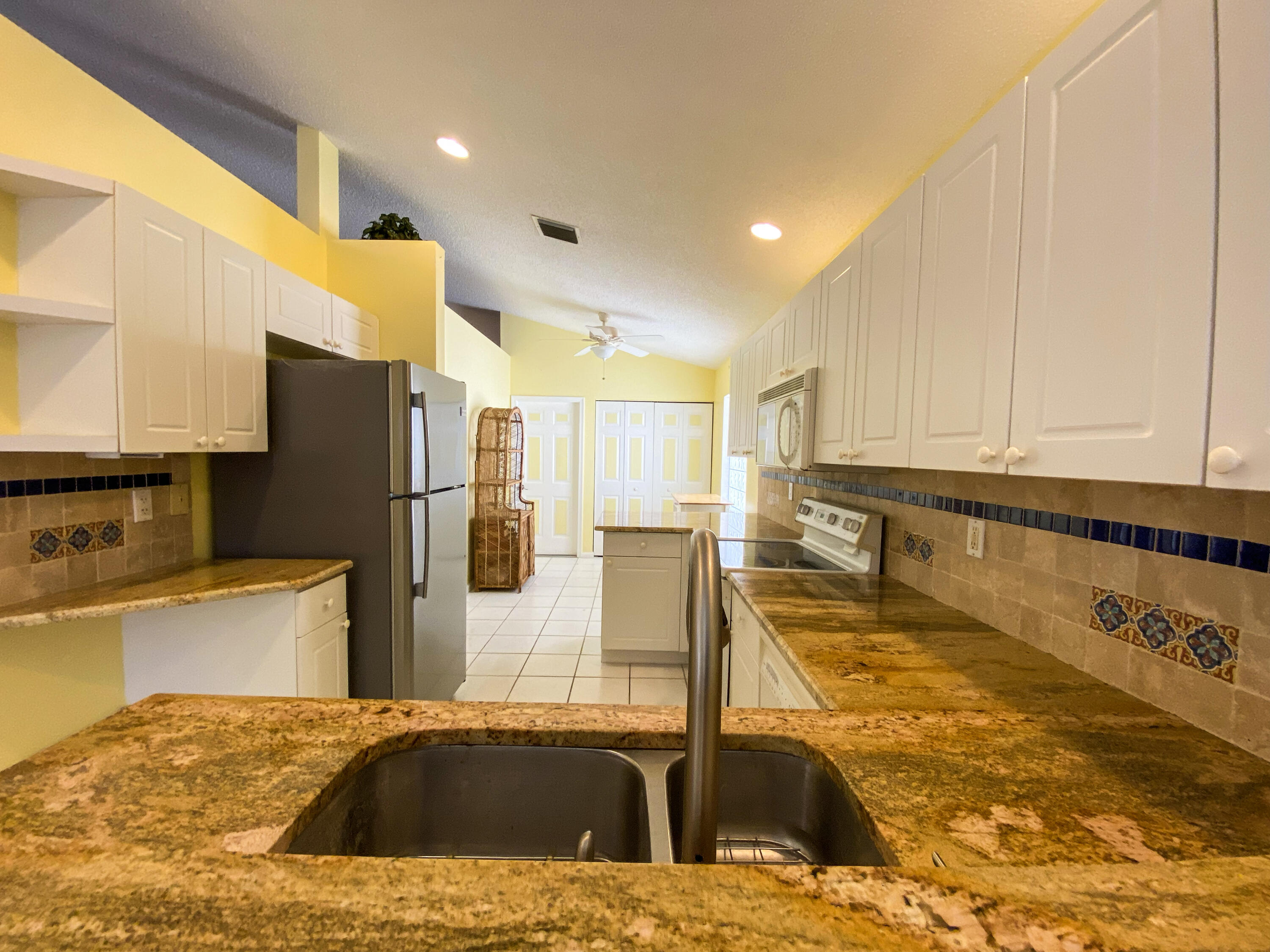 1820 Barnstable Road Wellington, FL 33414 - Photo 11 of 31 Kitchen-03