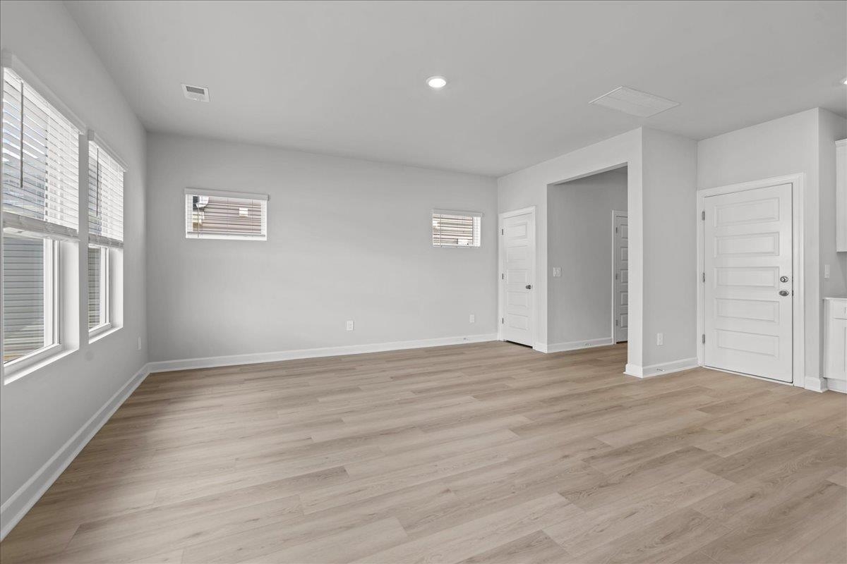 674 Cozy Blf Road Spartanburg, SC 29301 - Photo 5 of 33