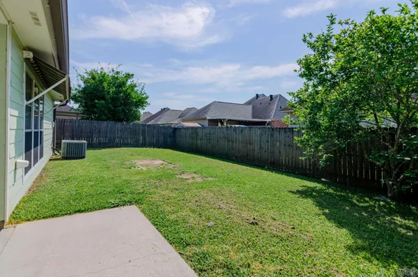 $252,000 | 40423 Cross Ridge Avenue, Gonzales, LA 70737