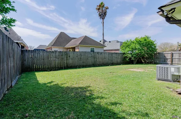 $252,000 | 40423 Cross Ridge Avenue, Gonzales, LA 70737