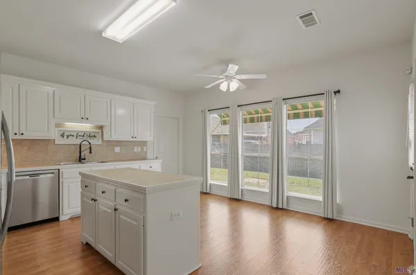 $252,000 | 40423 Cross Ridge Avenue, Gonzales, LA 70737