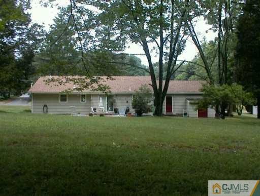 12 Academy Road Somerset, NJ 08873 - Photo 2 of 8