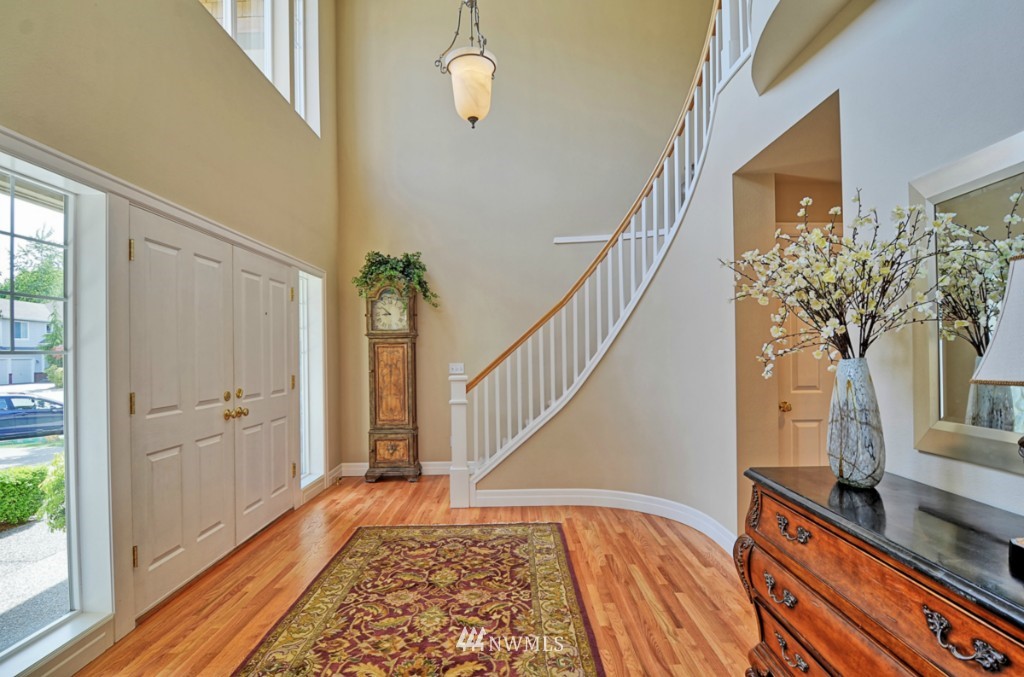 3310 175th Street Southeast Bothell, WA 98012 - Photo 4 of 25