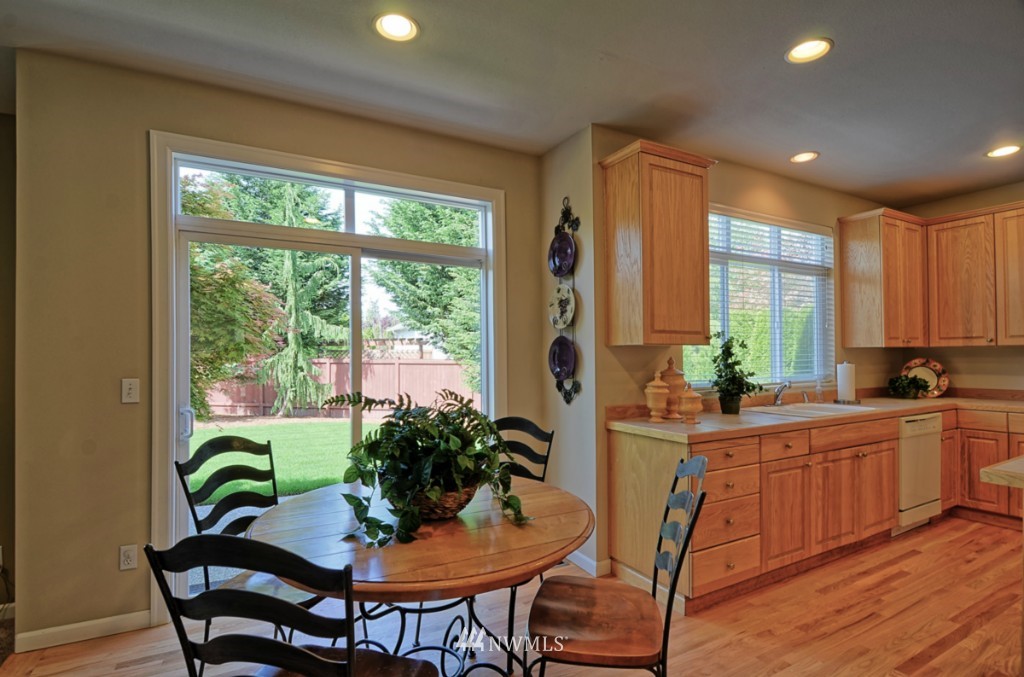 3310 175th Street Southeast Bothell, WA 98012 - Photo 8 of 25