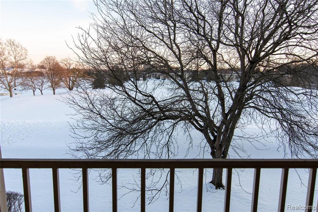 936 Golfview Court Rochester Hills, MI 48307 - Photo 46 of 47