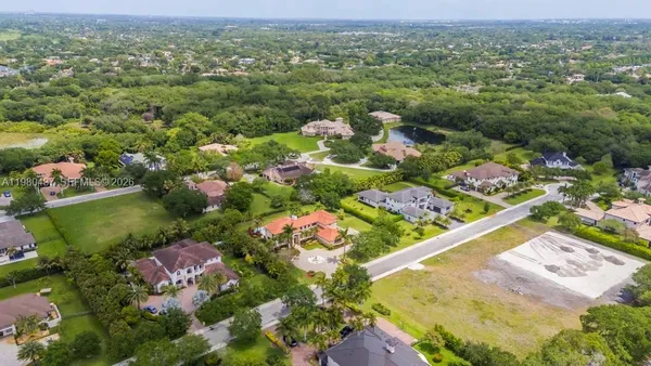 $2,999,000 | 13425 Southwest 37th Place, Davie, FL 33330