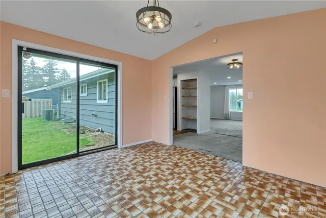 $2,390 | 8705 Terrace Road Southwest, Lakewood, WA 98498