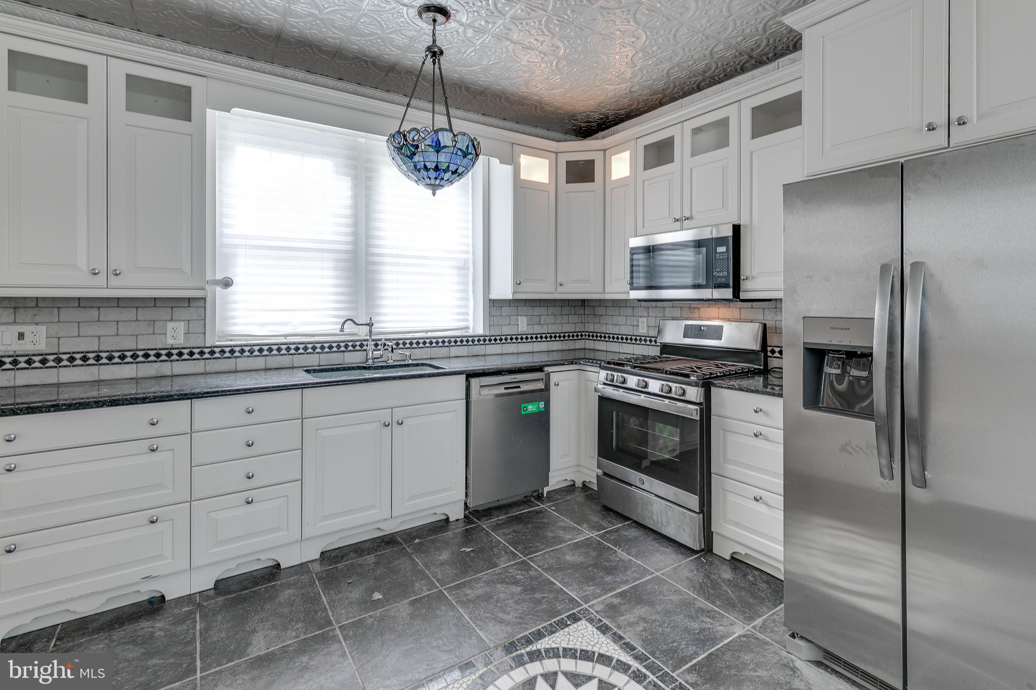 6342 Sherwood Road Philadelphia, PA 19151 - Photo 20 of 56 Gallery Image 20