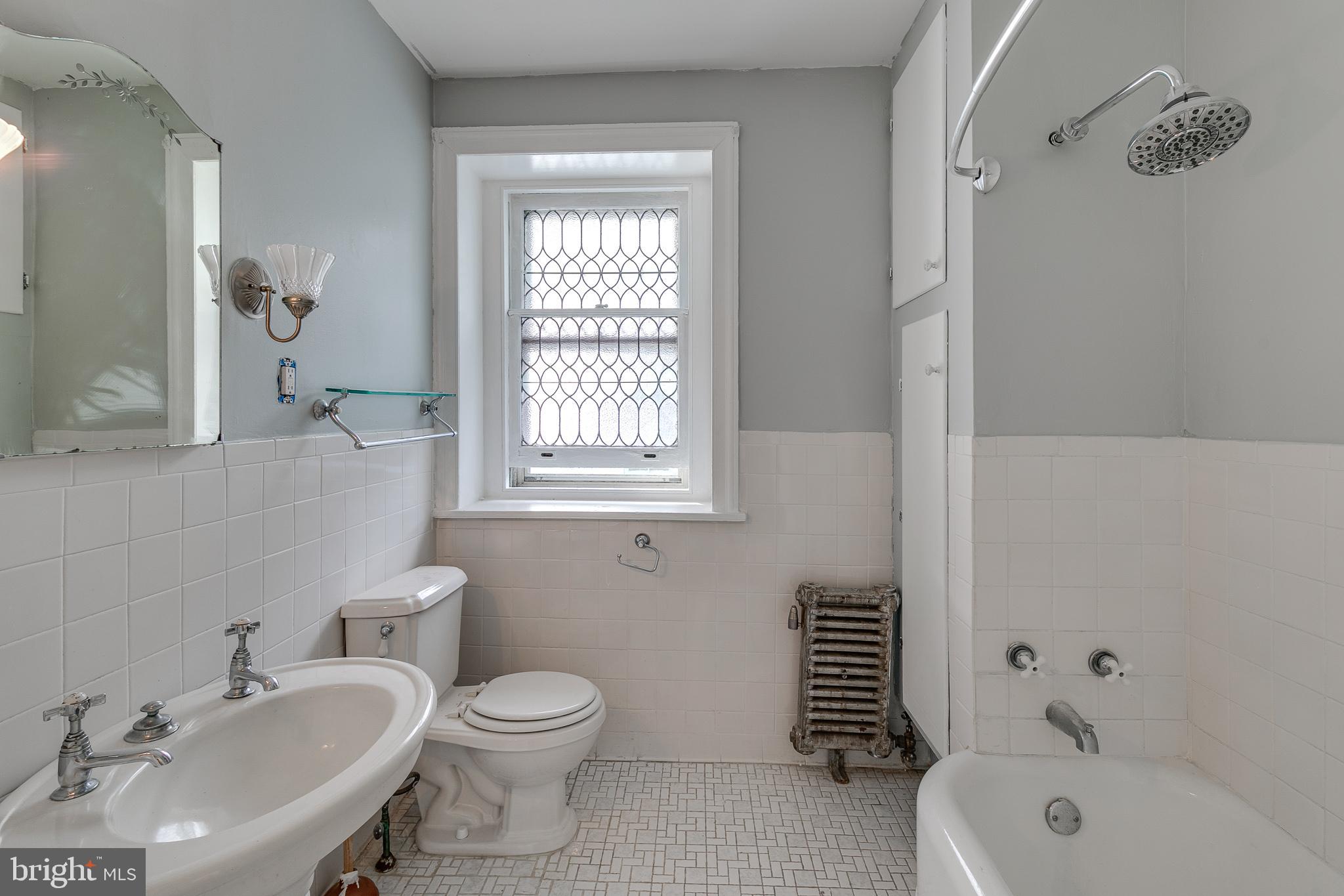 6342 Sherwood Road Philadelphia, PA 19151 - Photo 31 of 56 Gallery Image 31