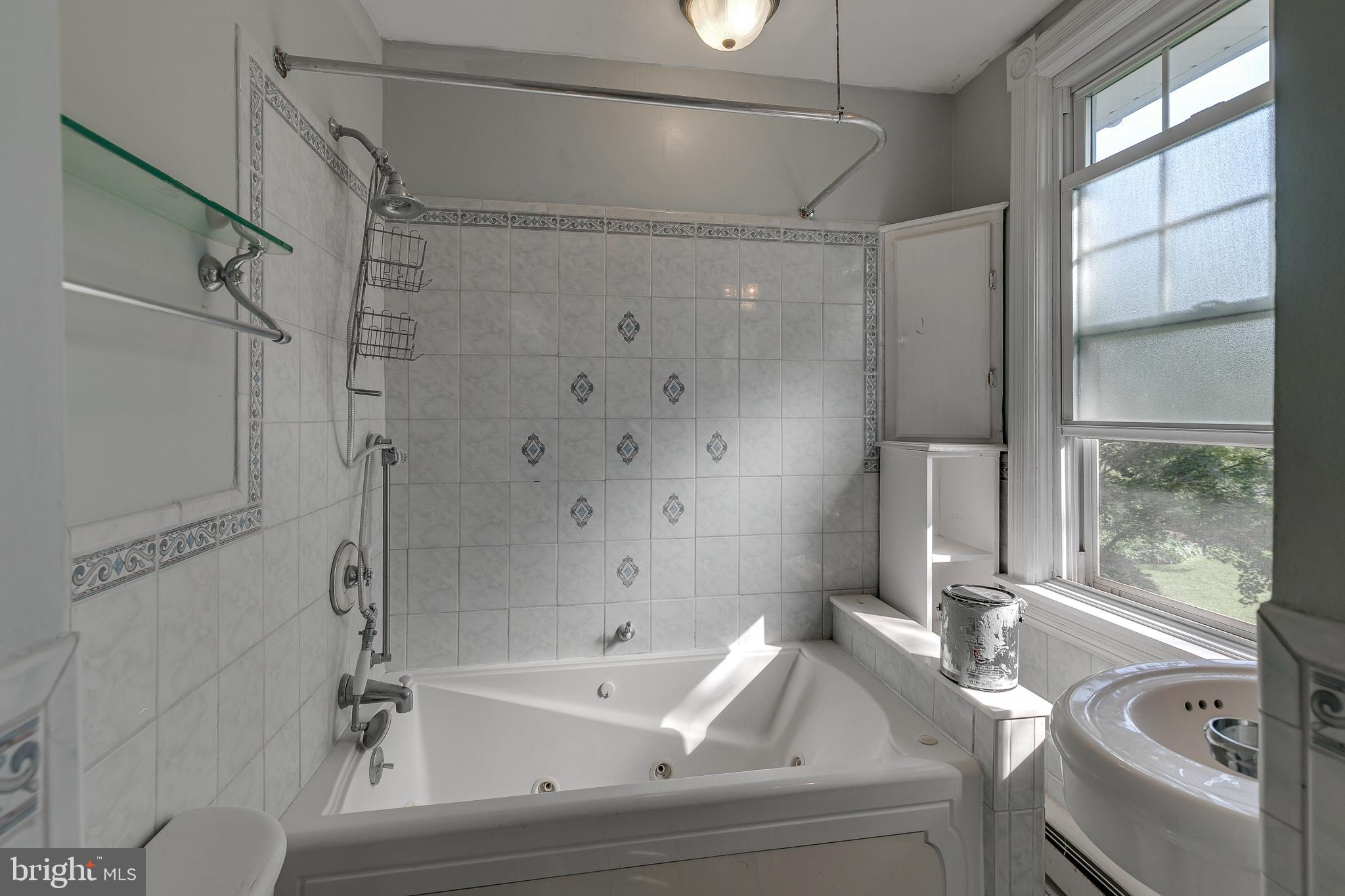 6342 Sherwood Road Philadelphia, PA 19151 - Photo 36 of 56 Gallery Image 36