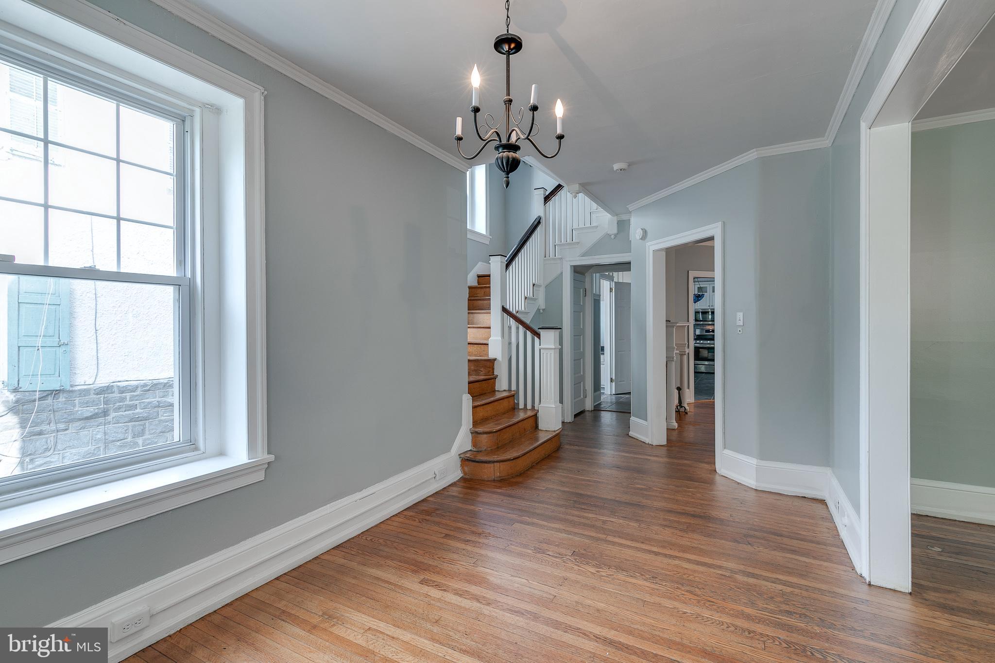 6342 Sherwood Road Philadelphia, PA 19151 - Photo 6 of 56 Gallery Image 6