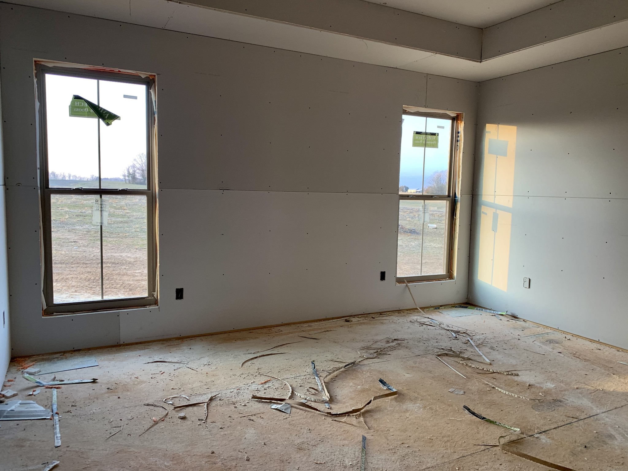 111 Perdue Cemetery Road Portland, TN 37148 - Photo 9 of 15 an empty room with windows