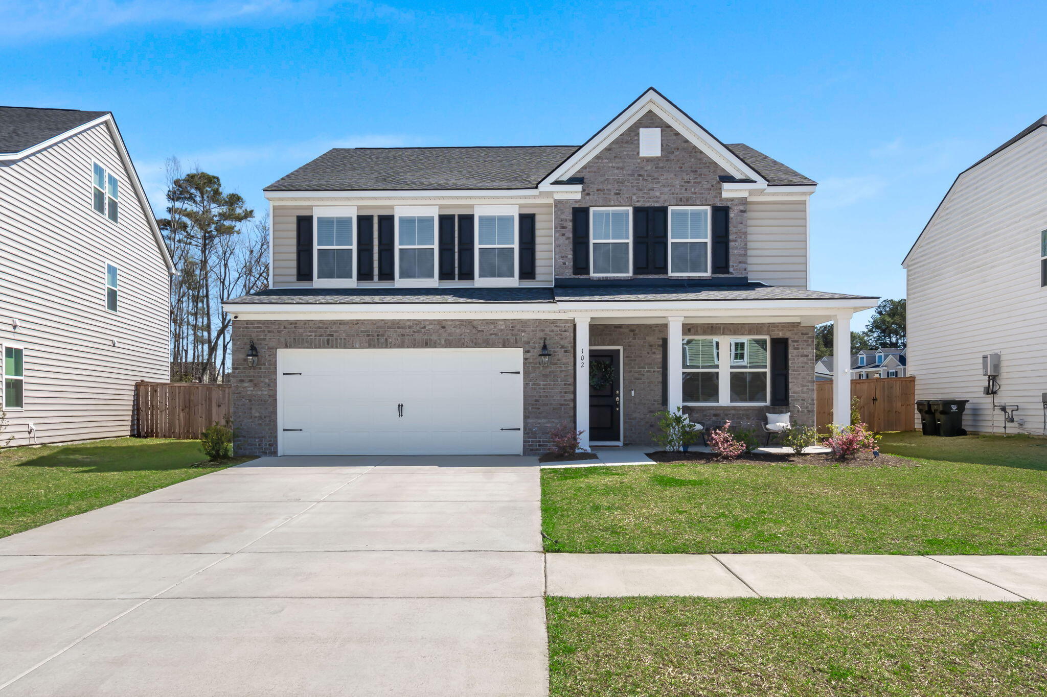 102 Berry Holw Road Summerville, SC 29486 - Photo 1 of 37 1