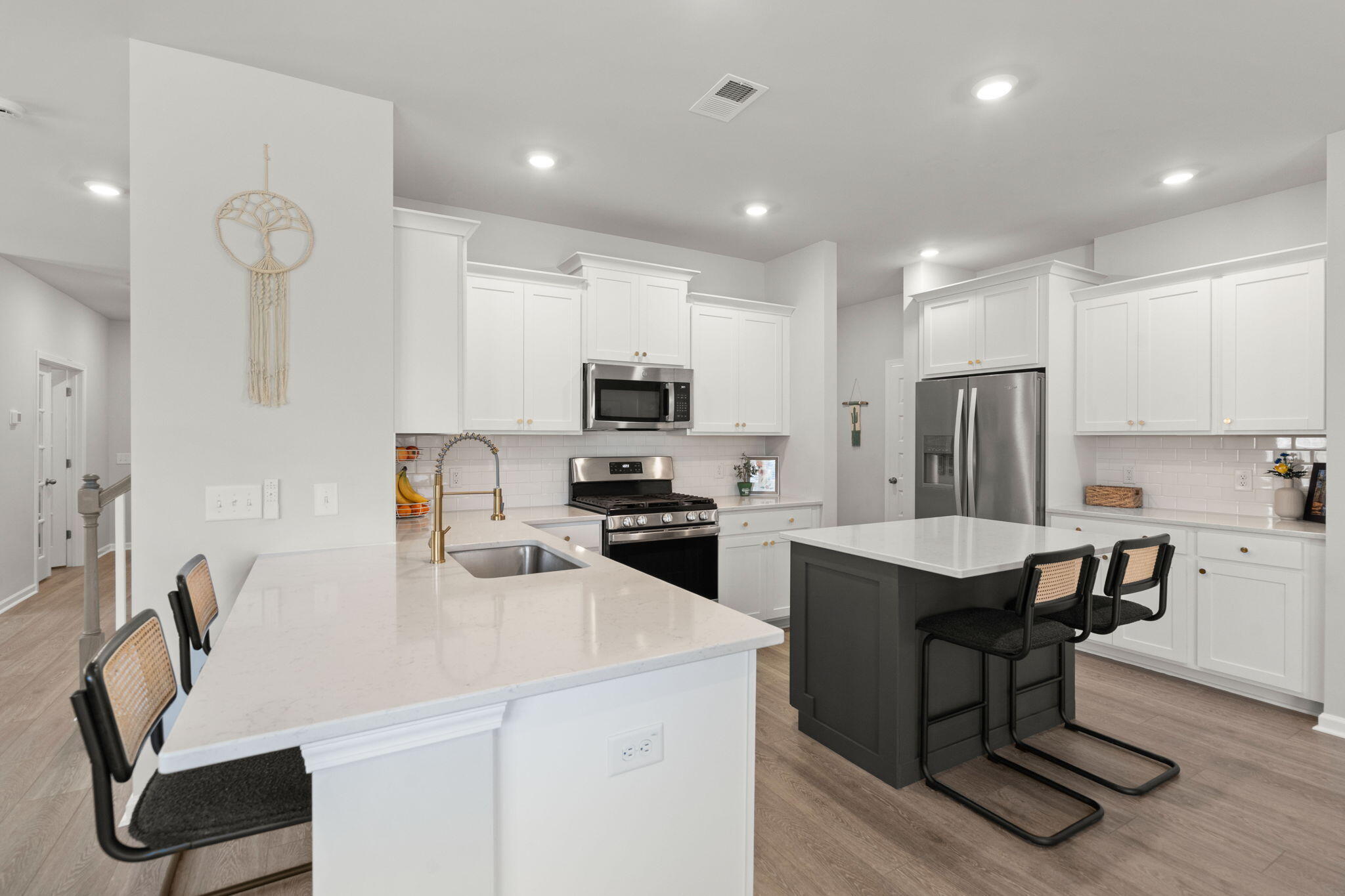 102 Berry Holw Road Summerville, SC 29486 - Photo 14 of 37 19