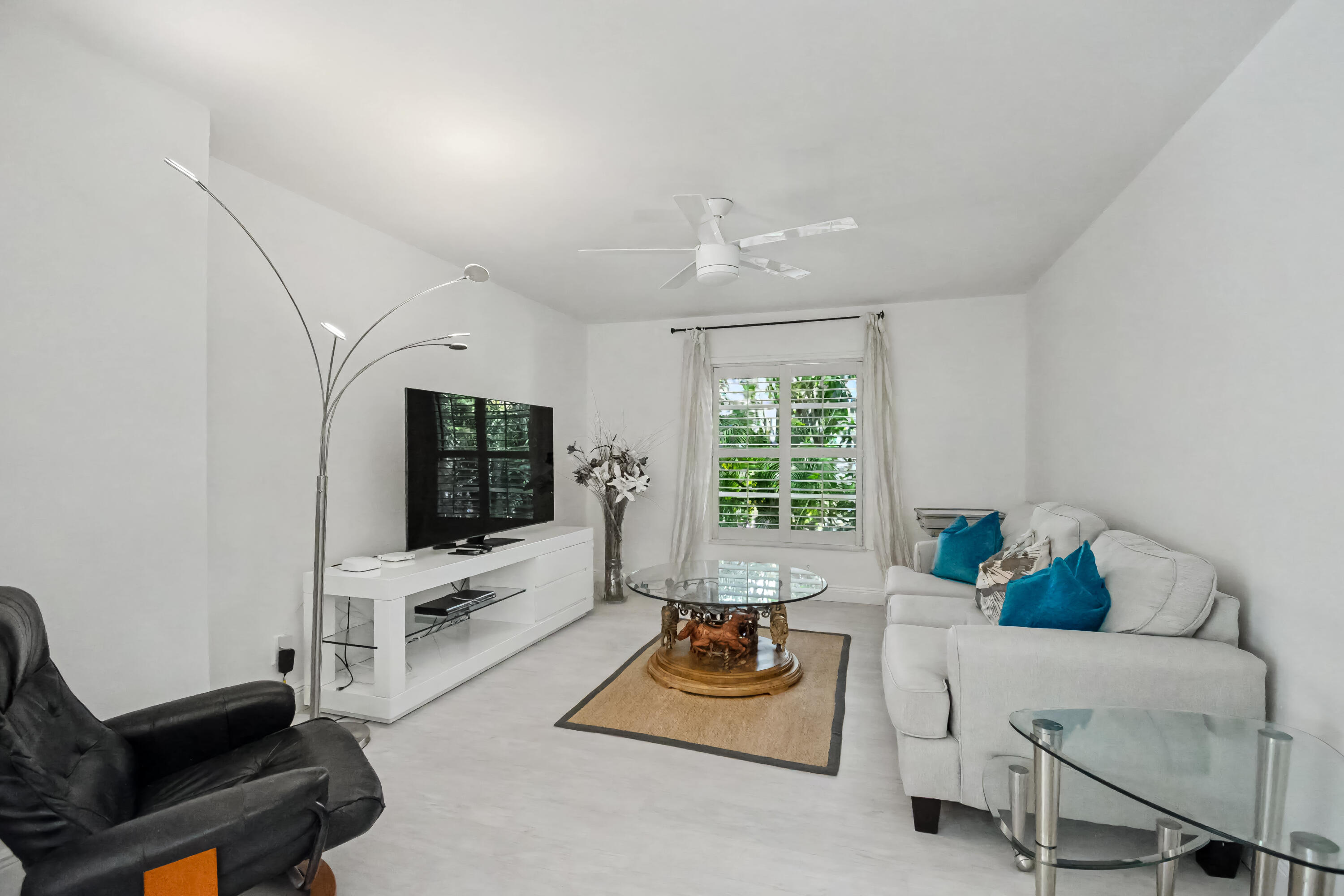 10562 Fenway Place Boca Raton, FL 33498 - Photo 42 of 65 D9F8057B-B6B3-4275-98A8-3E9B1F8D8A5A