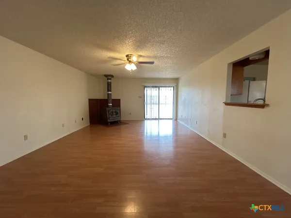 $1,250 | 3422 Chisholm Trail, Killeen, TX 76542