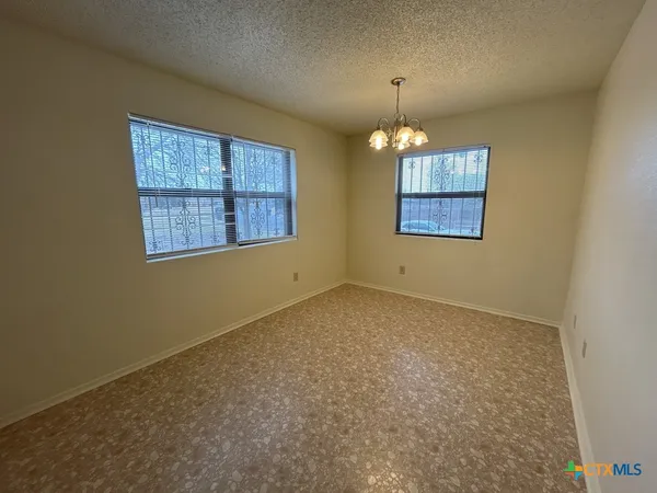 $1,250 | 3422 Chisholm Trail, Killeen, TX 76542